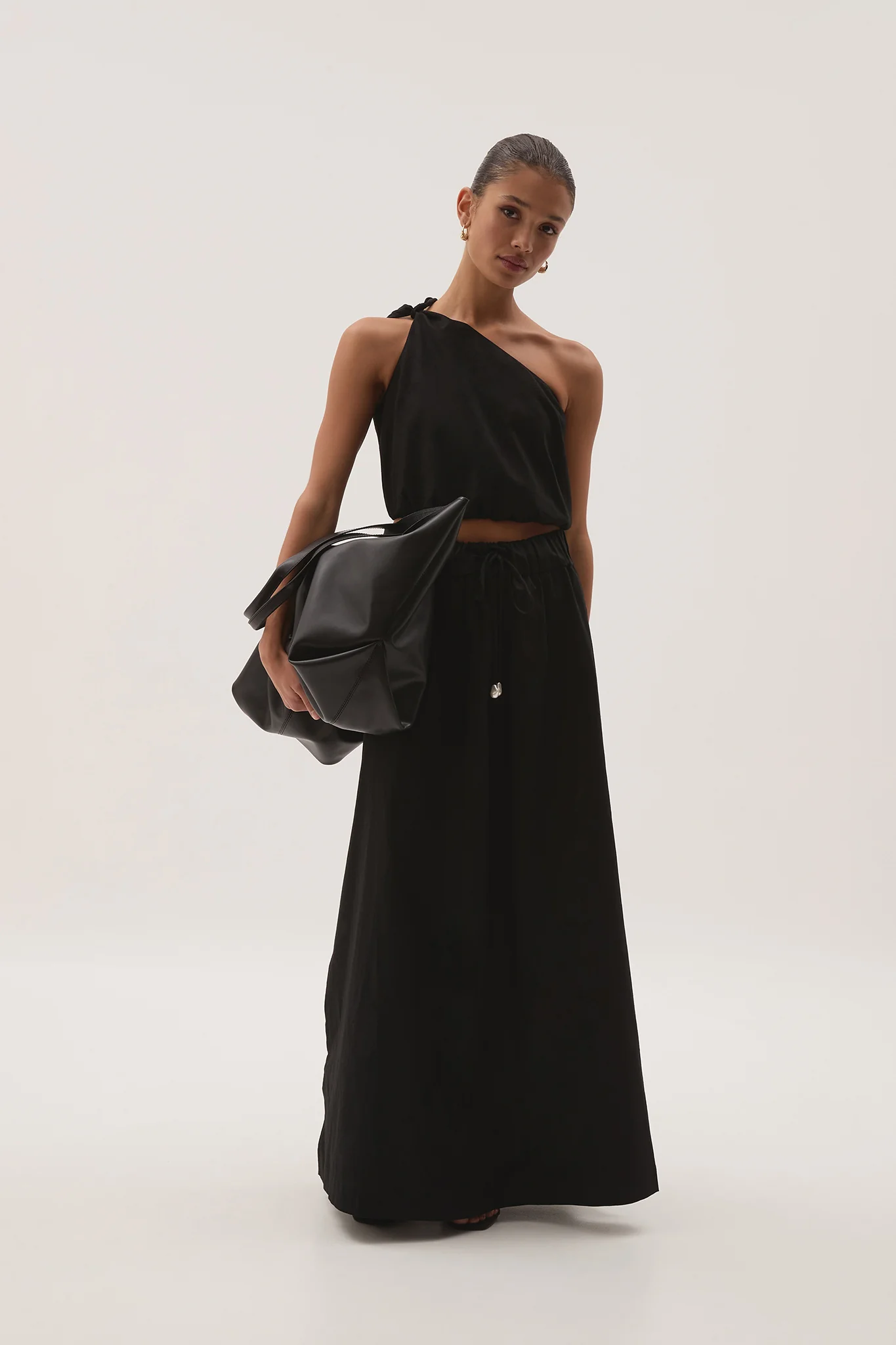Synergy Leather Tote 7 Synergy Leather Tote