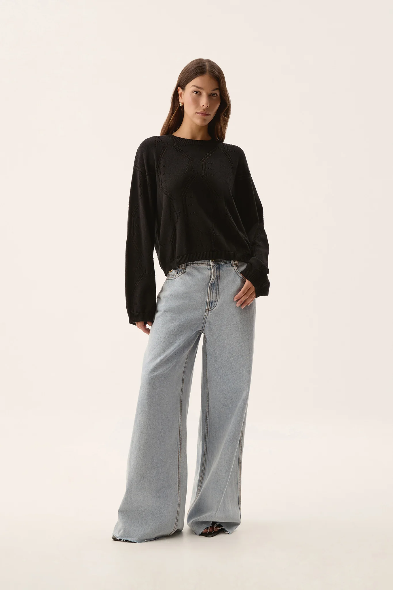 Harmony Logo Knit 3 Harmony Logo Knit