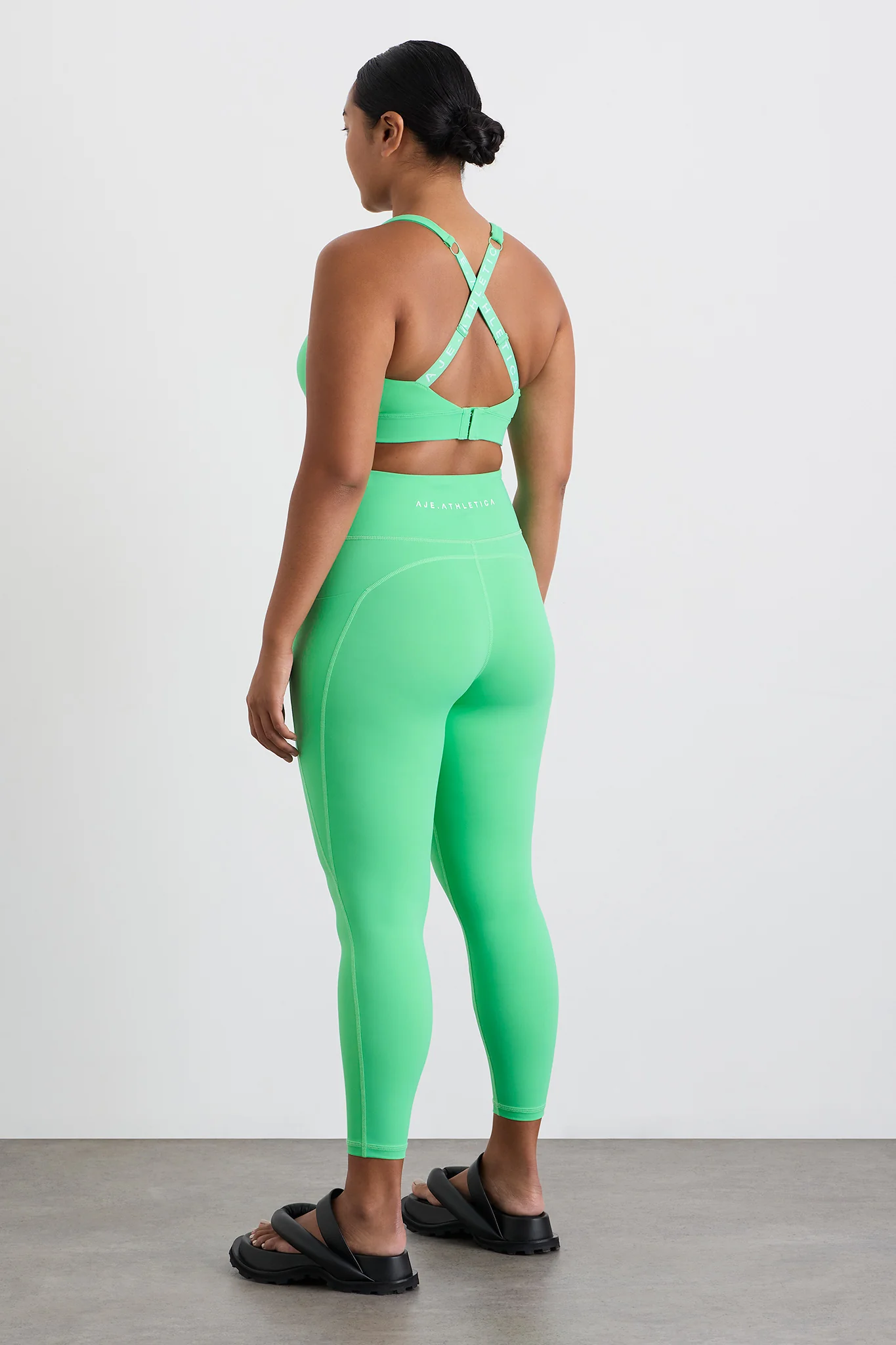 Signature 7/8 Legging 203 12 Signature 7/8 Legging 203